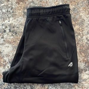 Eddie Bauer Performance Jogger